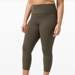 lululemon dark olive HR Wunder under crop size 4